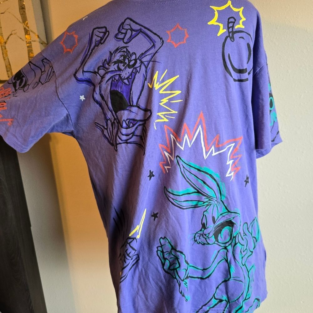 Warner Bros. Looney Tunes Purple Graphic Tee Size Large